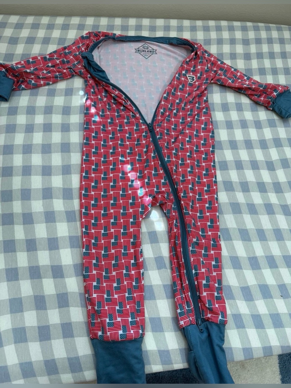 Burlebo American Flag Print baby zip-up onesie